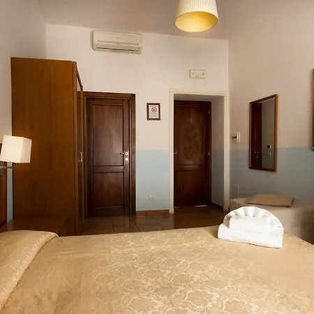 Few Steps From St Peter فندق مبيت وإفطار روما